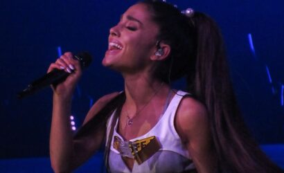 1023px-Ariana_Grande_(33141791491)_(cropped)