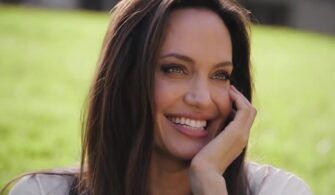 Angelina Jolie Height, Weight, Body Measurements, Eye Color, Hair Color