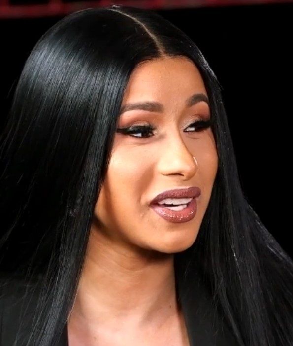 Cardi B Height, Weight, Body Measurements, Eye Color, Hair Color, Bio