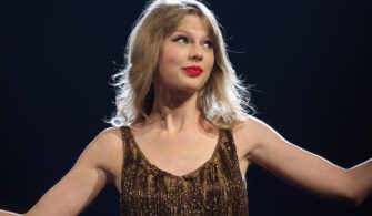 Taylor Swift Height, Weight, Body Measurements, Eye Color, Hair Color