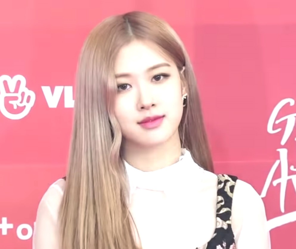 Rosé Height, Weight, Measurements, Eye Color, Hair Color, Bio