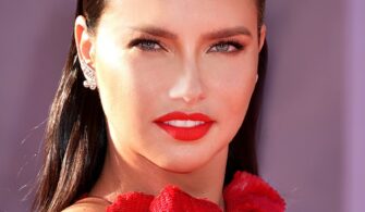 Adriana Lima Height, Weight, Measurements, Eye Color, Biography