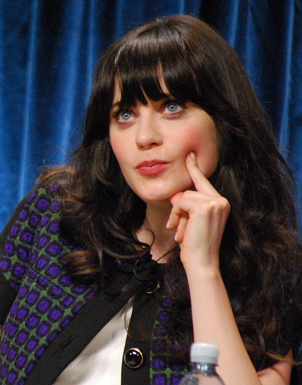 Zooey Deschanel Height, Weight, Measurements, Eye Color, Biography