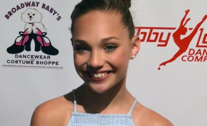 802px-Maddie_Ziegler_May_2015-adj
