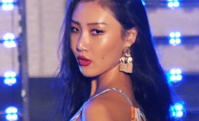 Hwasa_at_HUFS_Festival_180918
