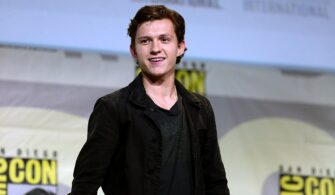 Tom Holland Height, Weight, Measurements, Eye Color, Biography