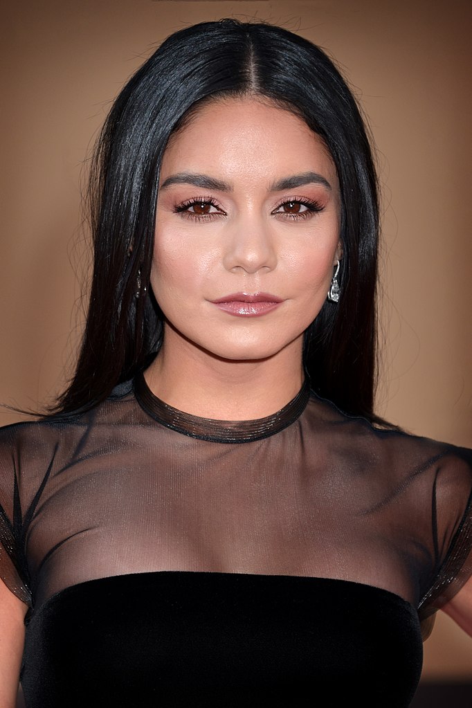 Vanessa Hudgens Height, Weight, Measurements, Eye Color, Biography